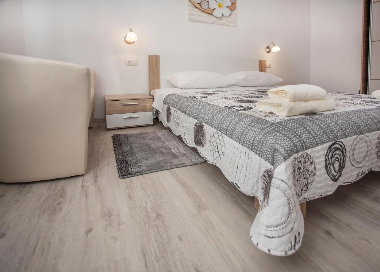 Apartmani Dragica Rovinj Exterior photo